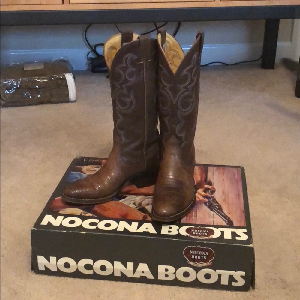 Ladies Nocona cowboy boots